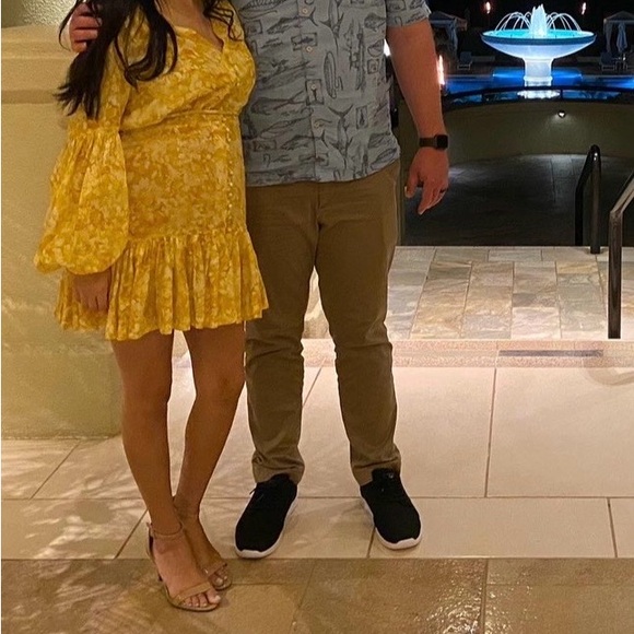 Rebecca Vallance Yellow Floral Long Sleeve Dress - Picture 2 of 6